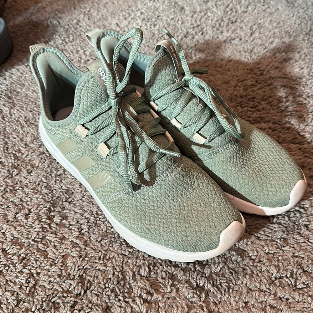 Adidas cloud foam army green